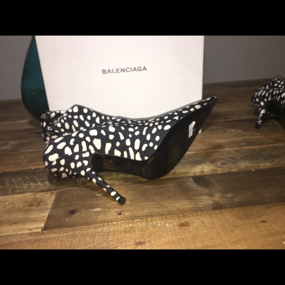 New Balenciaga Printed Spandex Sock Knife Booties - Picture 5 of 8